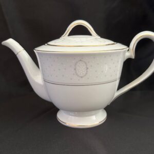 Noritake 6217 Graymont Teapot