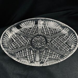Glass oval serving tray