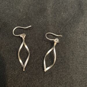 EAR001 Sterling Silver (no hallmark)