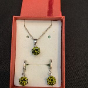 EP009 Earring and Pendant Set 009 Olive Green