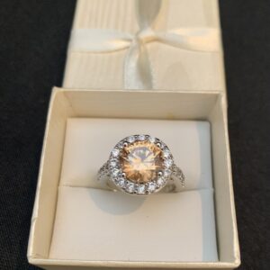 Ring004 925 Sterling Silver ring with large round cut champagne coloured stone - Size 9