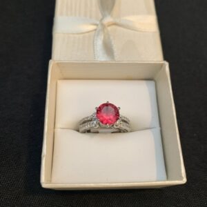 Ring010 925 Sterling Silver ring with pink stone - US Size 6